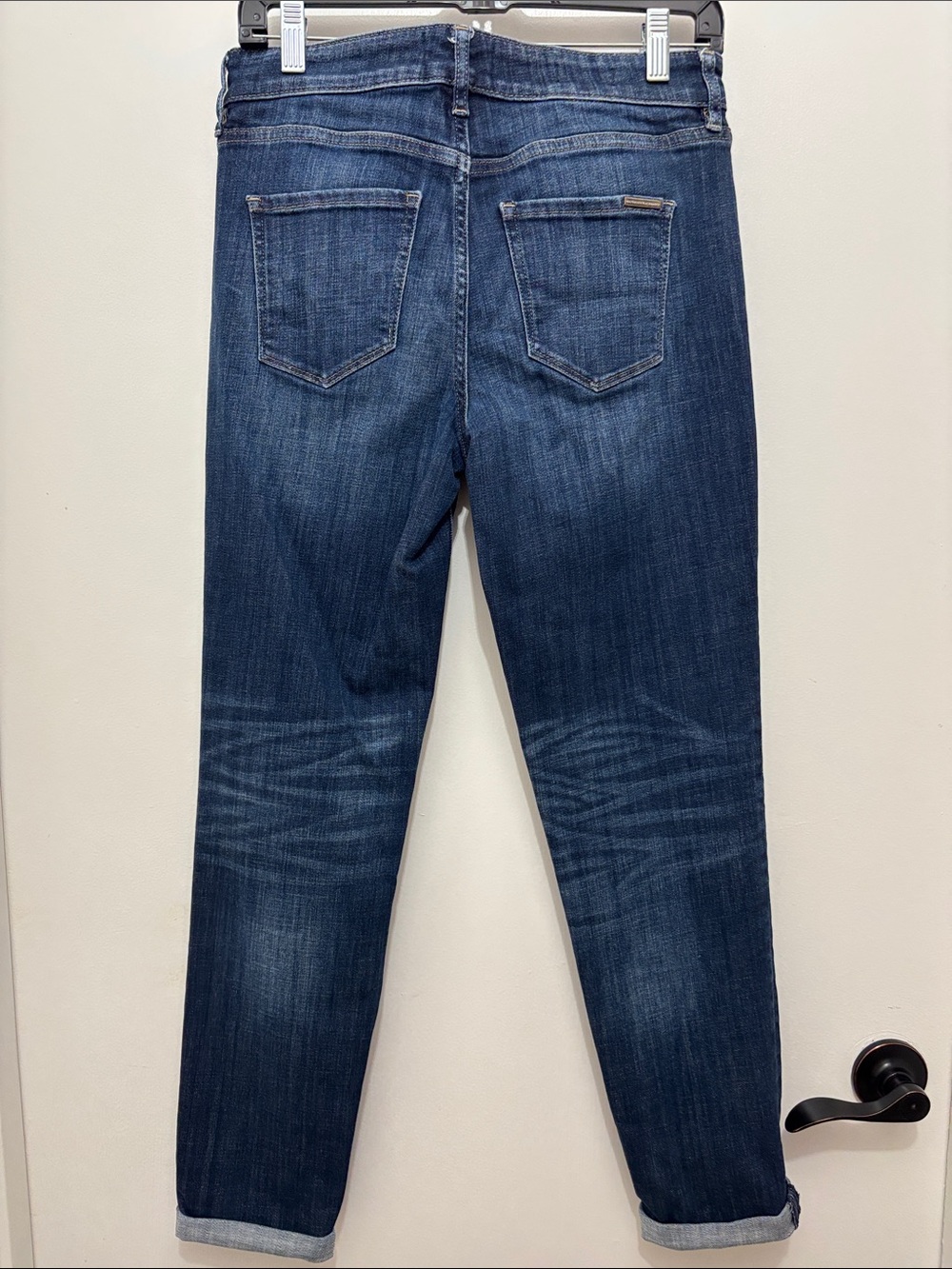 White House Black Market Dark Blue Girlfriend Mid-Rise Jeans Sz 4 - Picture 3 of 9